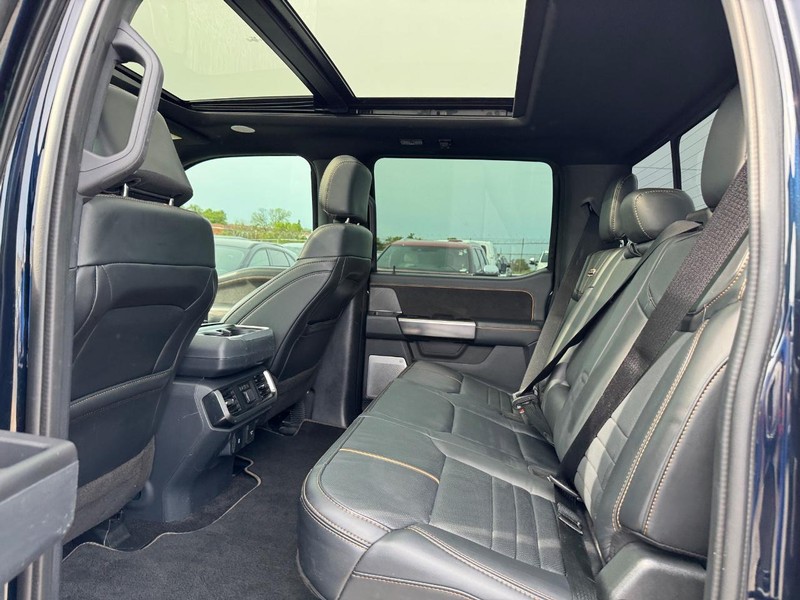 Ford F-150 Vehicle Image 12