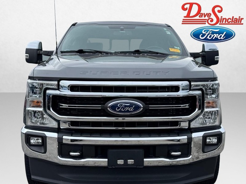 Ford Super Duty F-250 SRW Vehicle Image 02