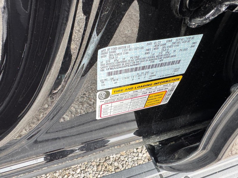 Ford Expedition Vehicle Image 28