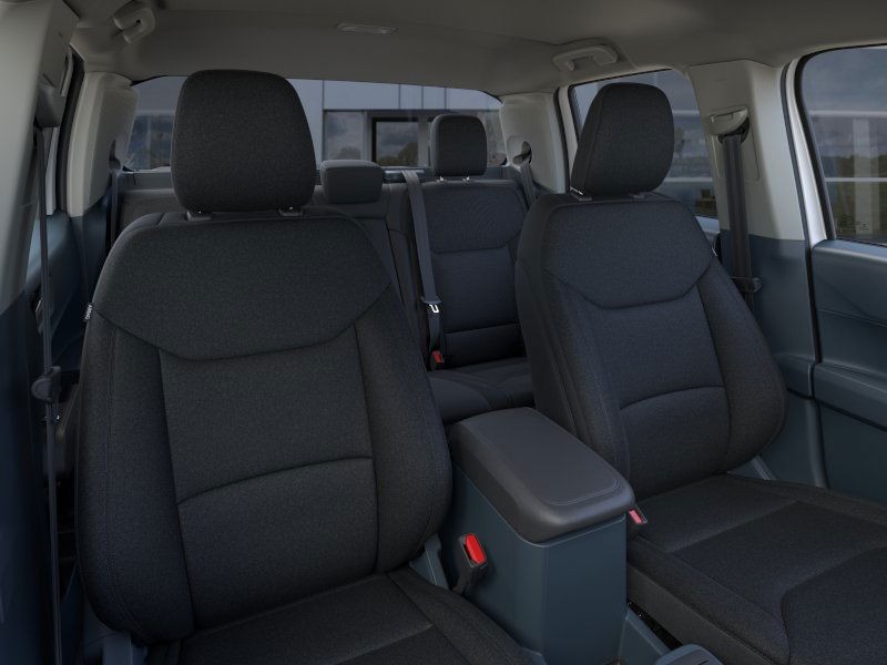 Ford Maverick Vehicle Image 12