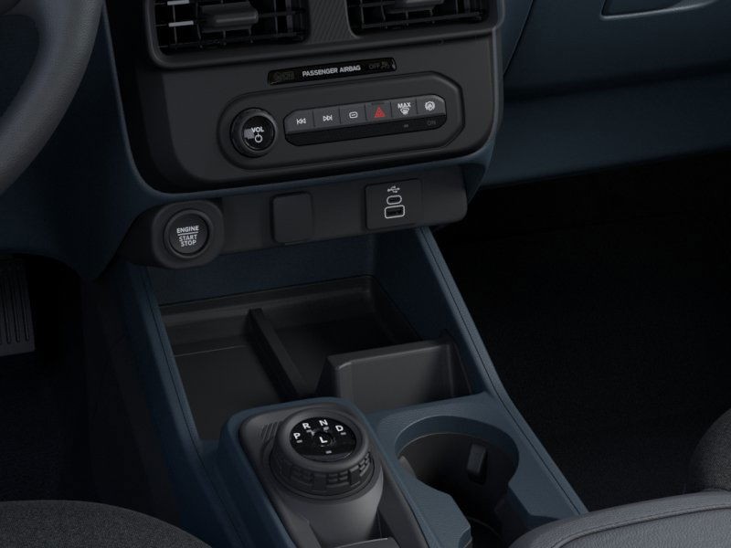 Ford Maverick Vehicle Image 18