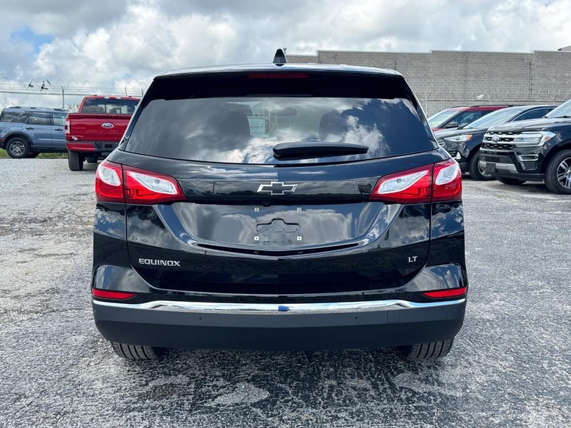 Chevrolet Equinox Vehicle Image 08
