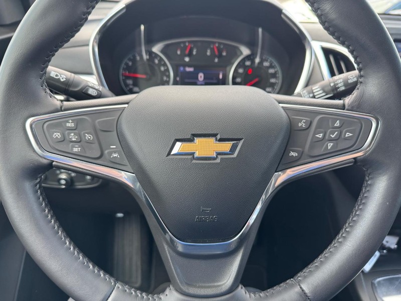 Chevrolet Equinox Vehicle Image 19