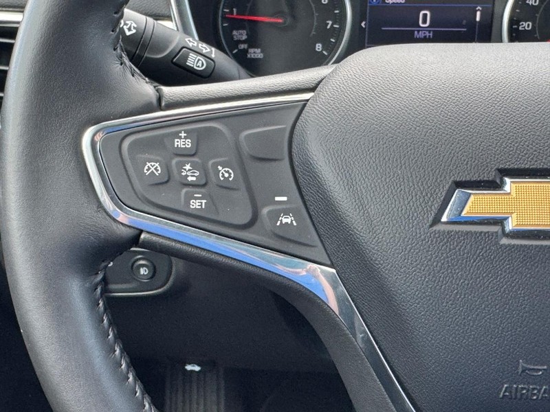 Chevrolet Equinox Vehicle Image 20