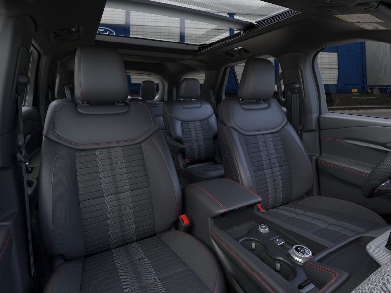 Ford Explorer Vehicle Image 12