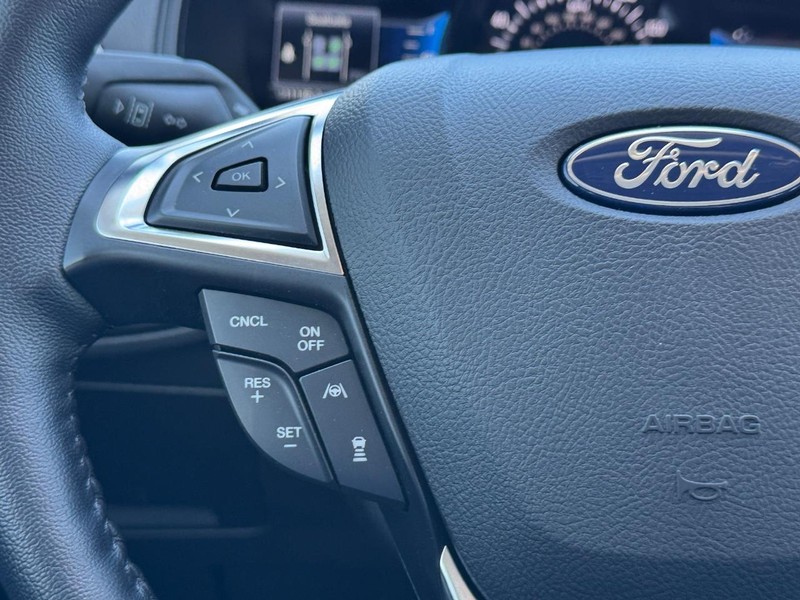 Ford Edge Vehicle Image 20