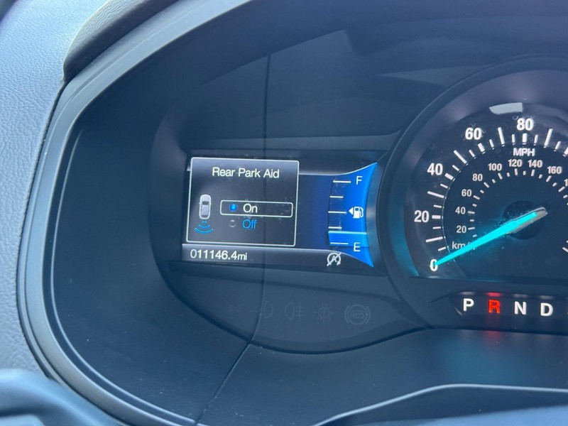 Ford Edge Vehicle Image 24