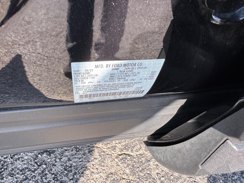Ford Explorer Vehicle Image 28