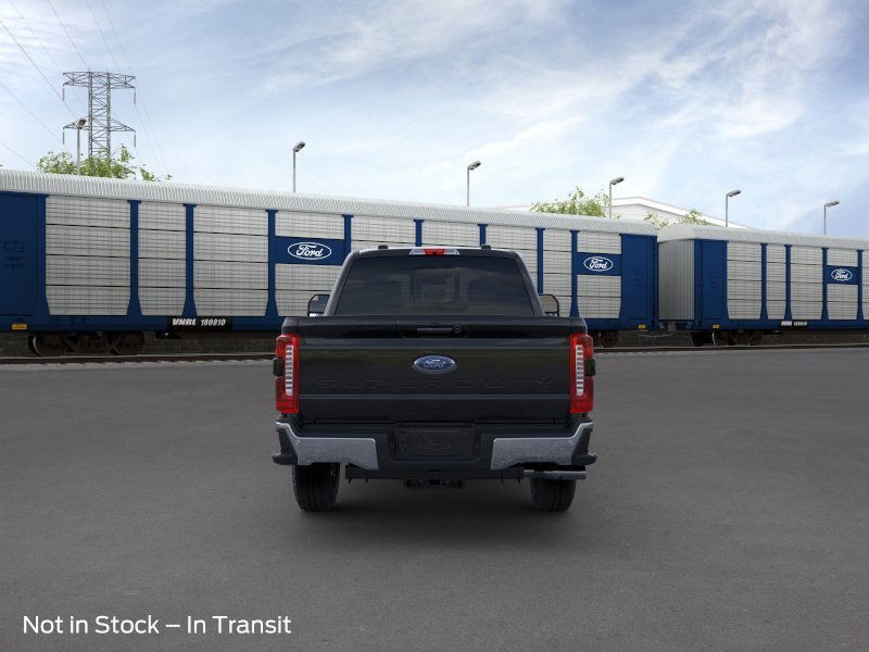 Ford Super Duty F-350 SRW Vehicle Image 07