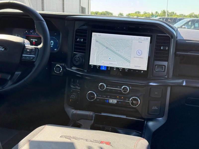 Ford F-150 Vehicle Image 17