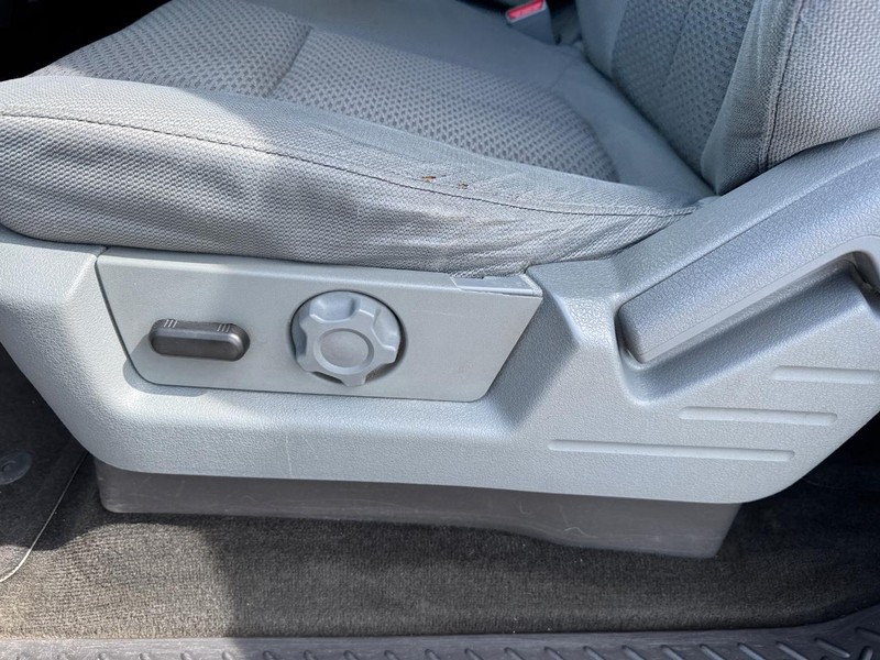 Ford F-150 Vehicle Image 17