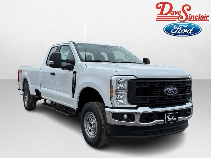 Ford Super Duty F-250 SRW Vehicle Image 04