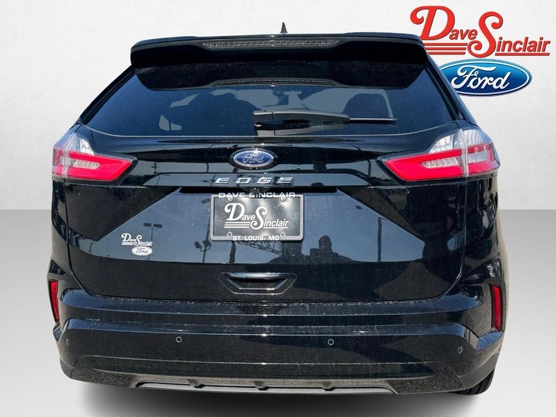 Ford Edge Vehicle Image 08