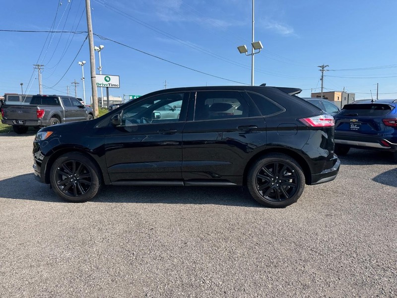 Ford Edge Vehicle Image 11