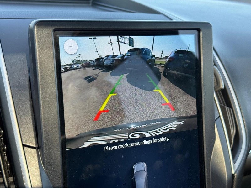 Ford Edge Vehicle Image 25