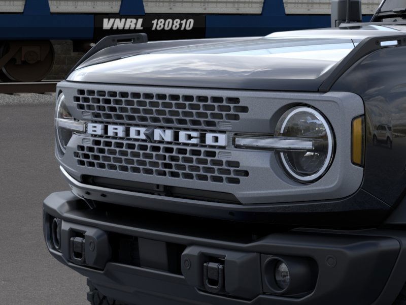 Ford Bronco Vehicle Image 21