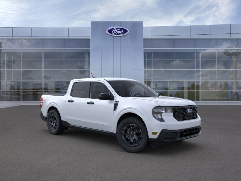 Ford Maverick Vehicle Image 09