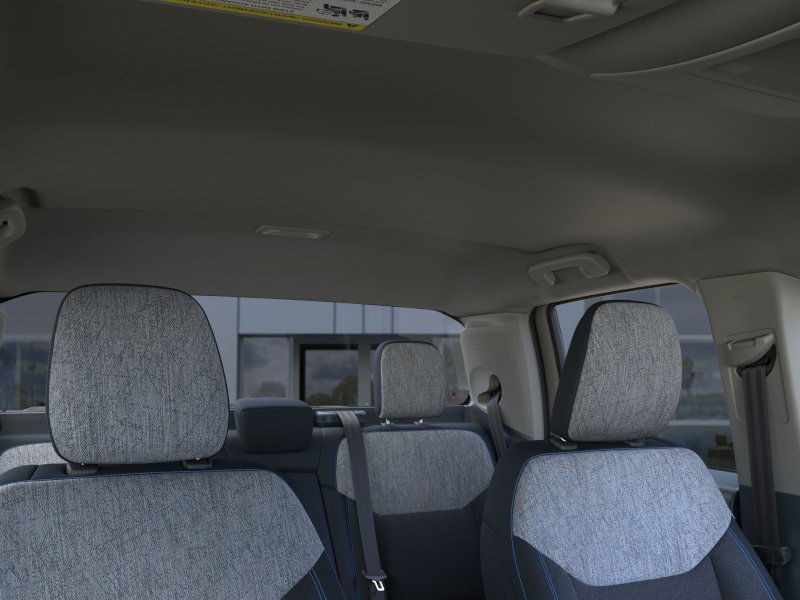 Ford Maverick Vehicle Image 14