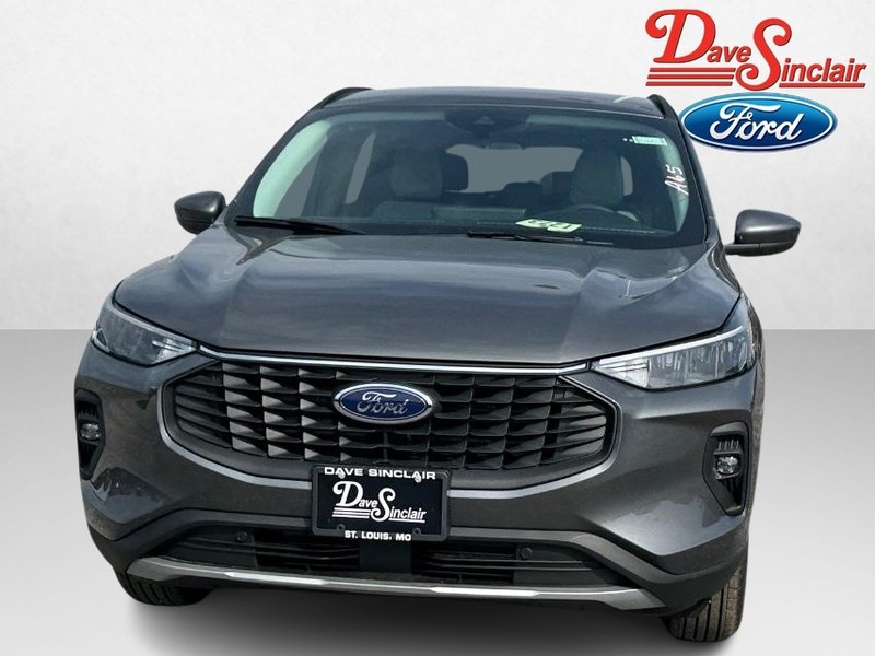 Ford Escape Vehicle Image 02