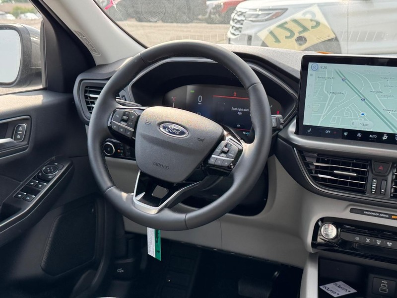Ford Escape Vehicle Image 15