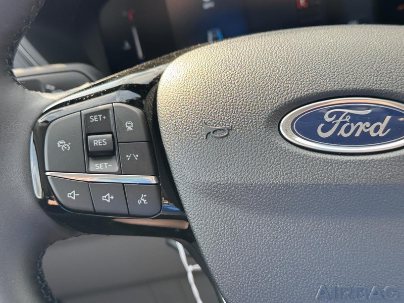 Ford Escape Vehicle Image 21