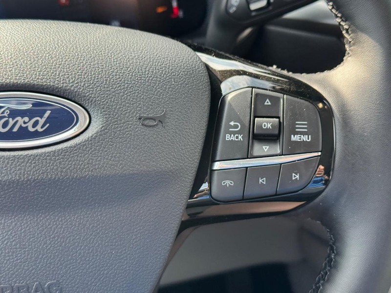 Ford Escape Vehicle Image 22