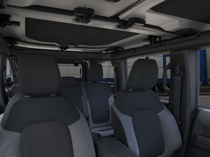Ford Bronco Vehicle Image 14