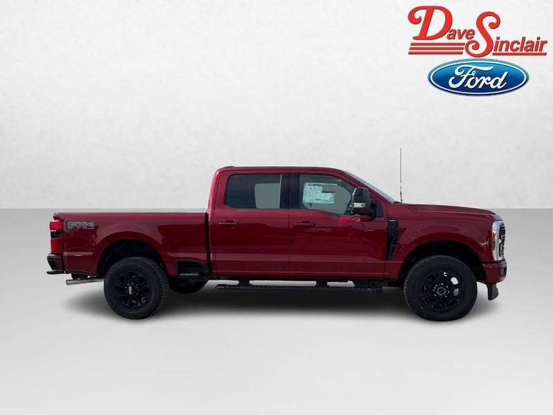 Ford Super Duty F-250 SRW Vehicle Image 05