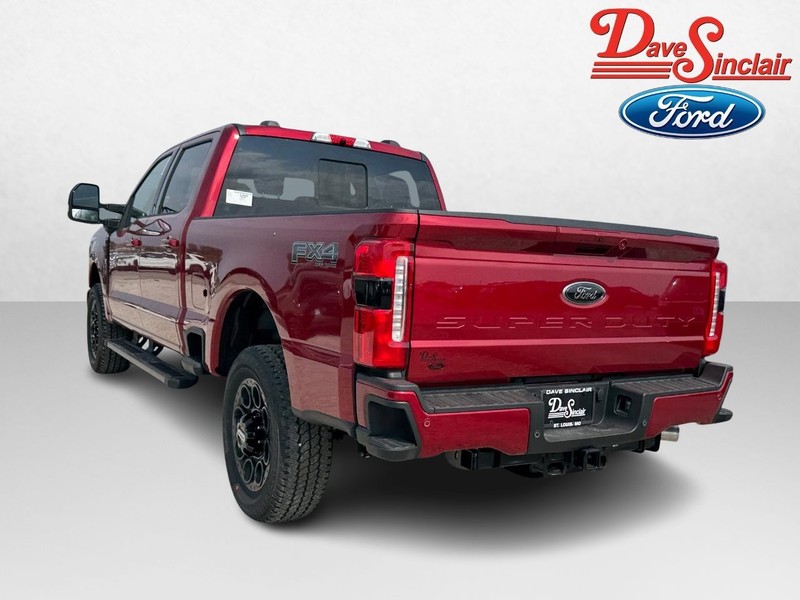 Ford Super Duty F-250 SRW Vehicle Image 09