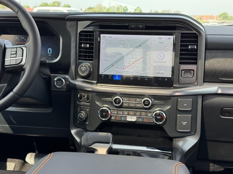 Ford F-150 Vehicle Image 17