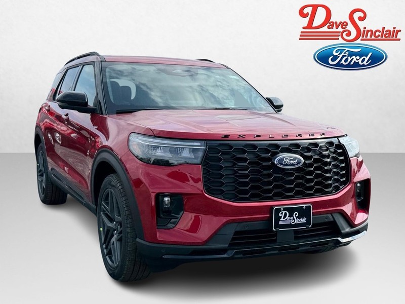 Ford Explorer Vehicle Image 04