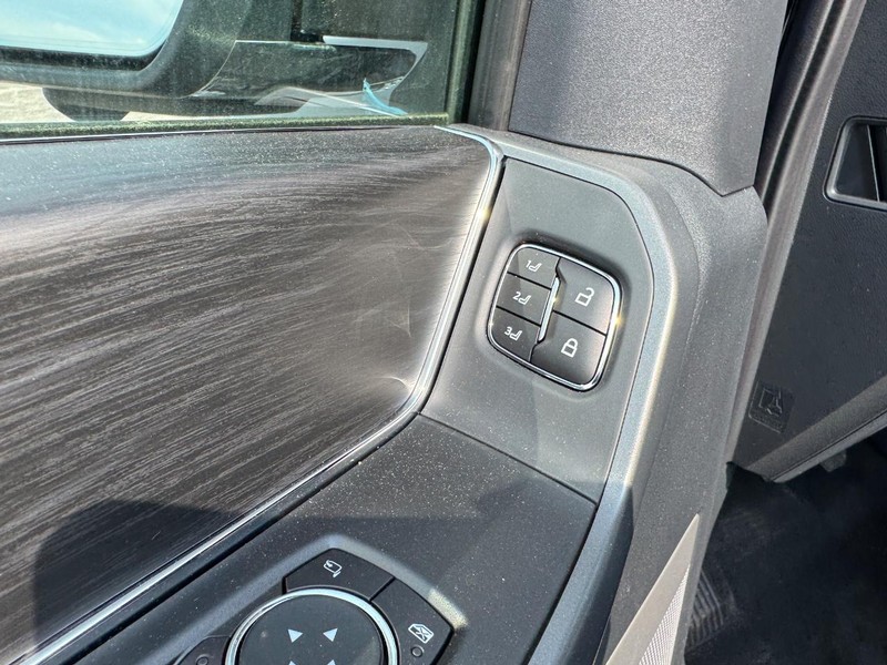 Ford F-150 Vehicle Image 20