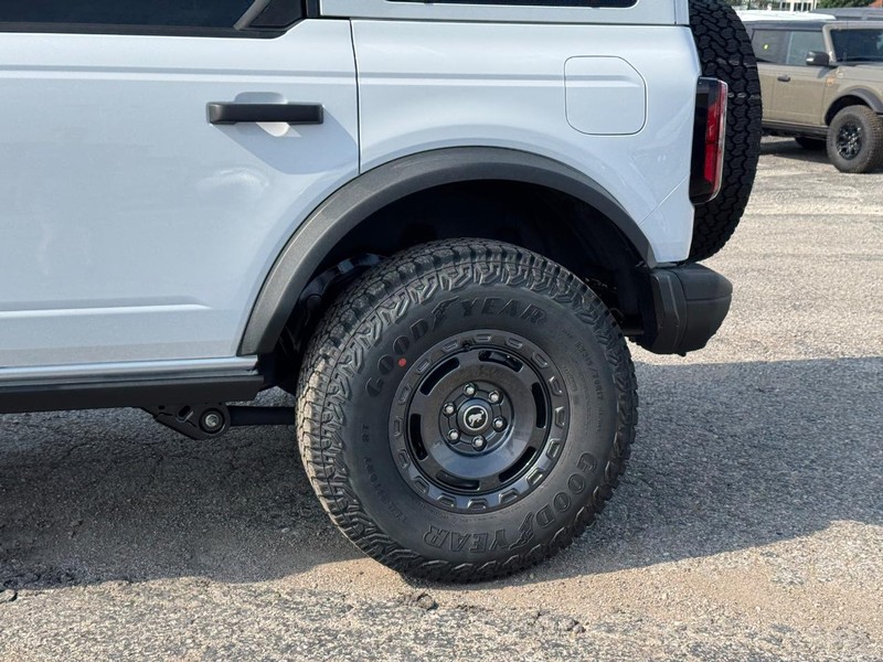 Ford Bronco Vehicle Image 11