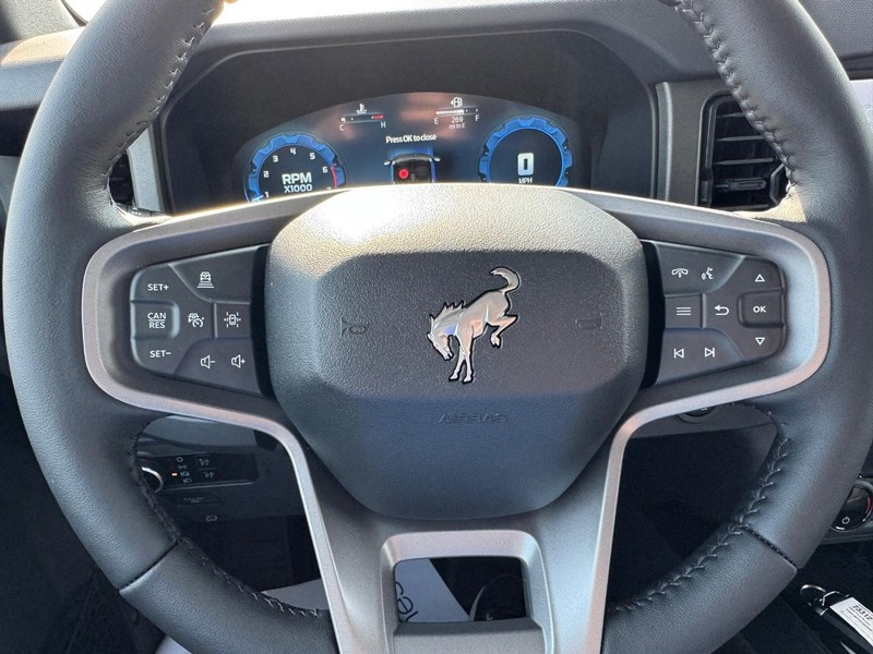 Ford Bronco Vehicle Image 20