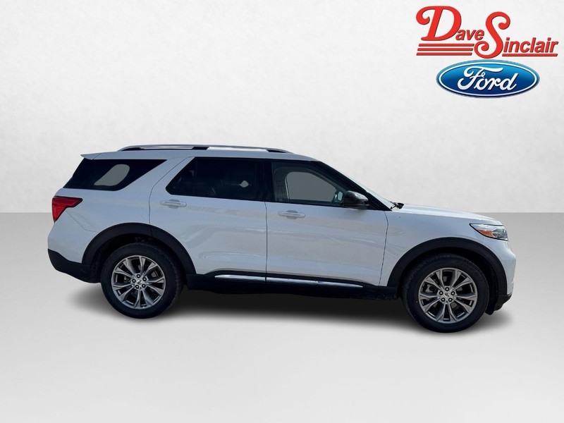 Ford Explorer Vehicle Image 05