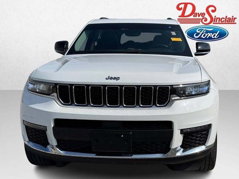 Jeep Grand Cherokee L Vehicle Image 02
