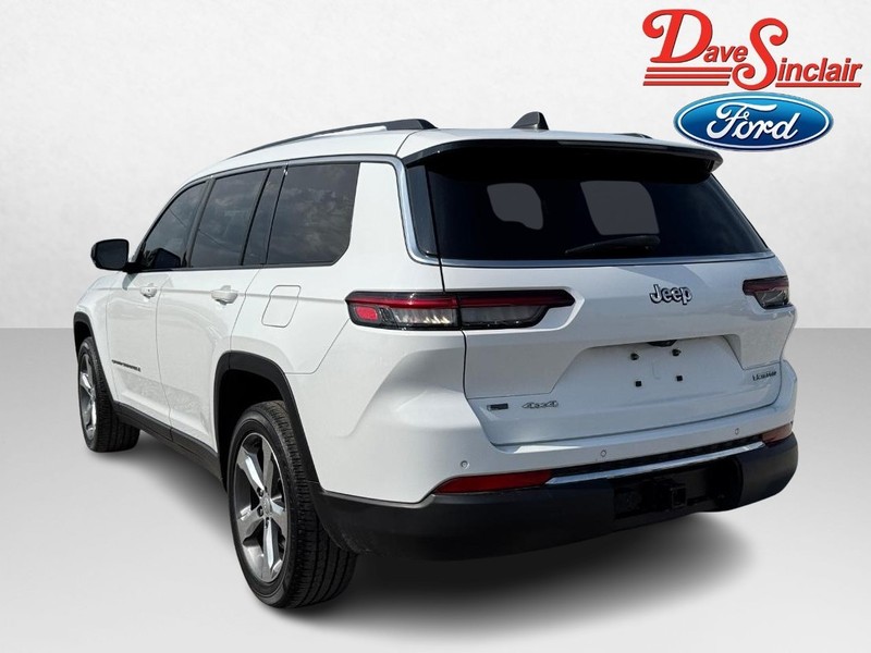 Jeep Grand Cherokee L Vehicle Image 09