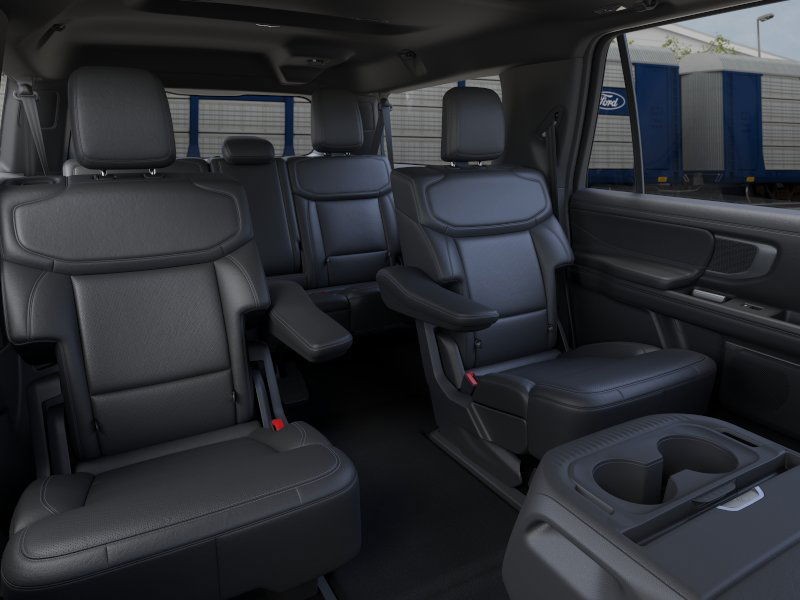 Ford Expedition Max Vehicle Image 13