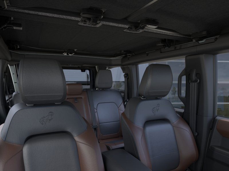 Ford Bronco Vehicle Image 14