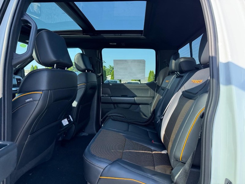 Ford F-150 Vehicle Image 12