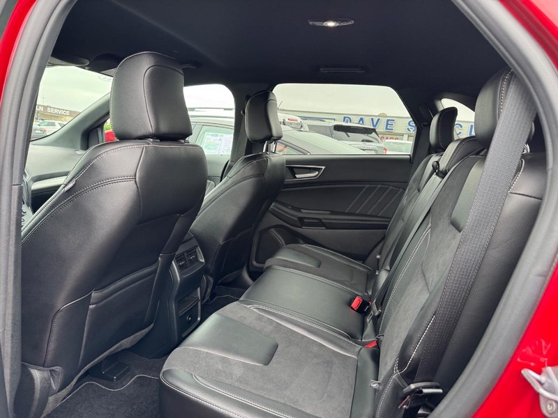 Ford Edge Vehicle Image 12