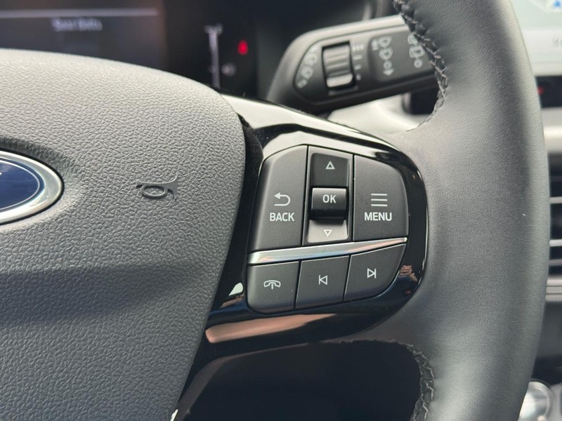 Ford Escape Vehicle Image 21