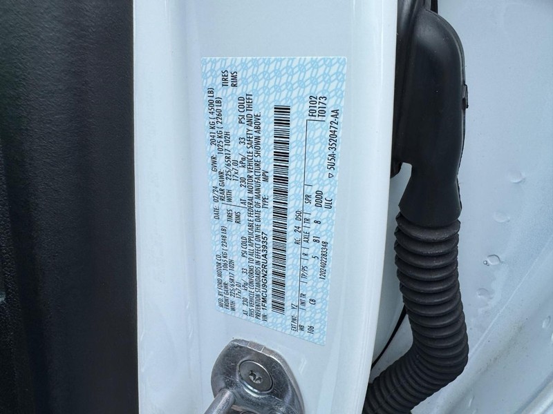 Ford Escape Vehicle Image 26