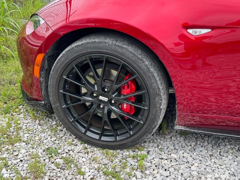 Mazda MX-5 Miata RF Vehicle Image 11