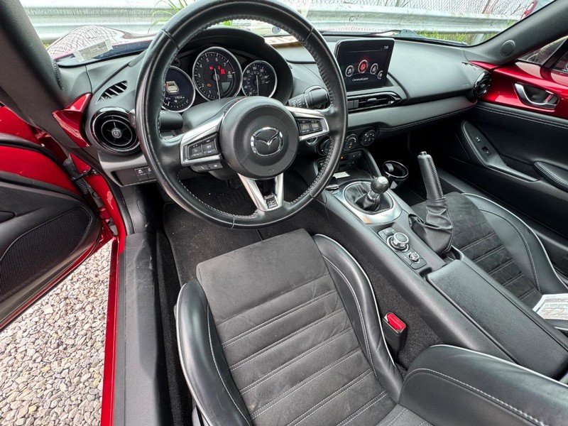 Mazda MX-5 Miata RF Vehicle Image 13