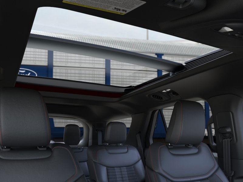 Ford Explorer Vehicle Image 24