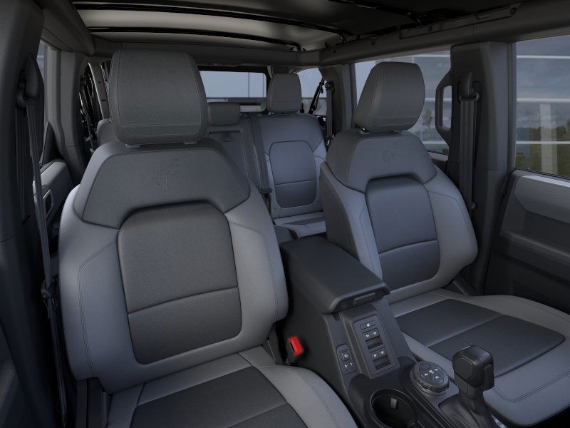 Ford Bronco Vehicle Image 12