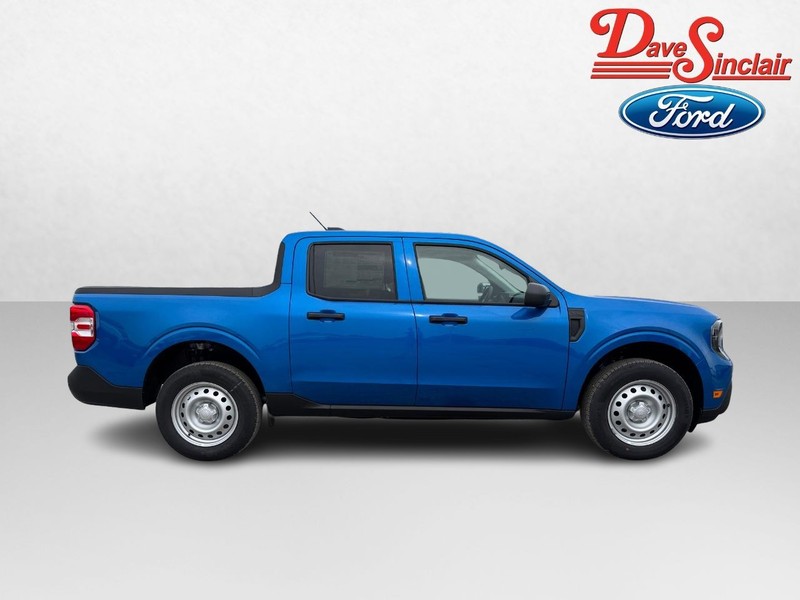 Ford Maverick Vehicle Image 05
