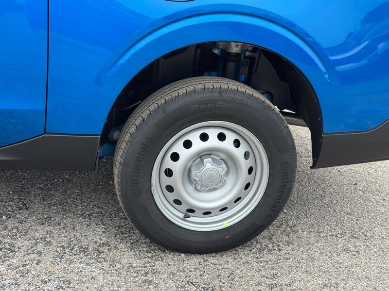 Ford Maverick Vehicle Image 11