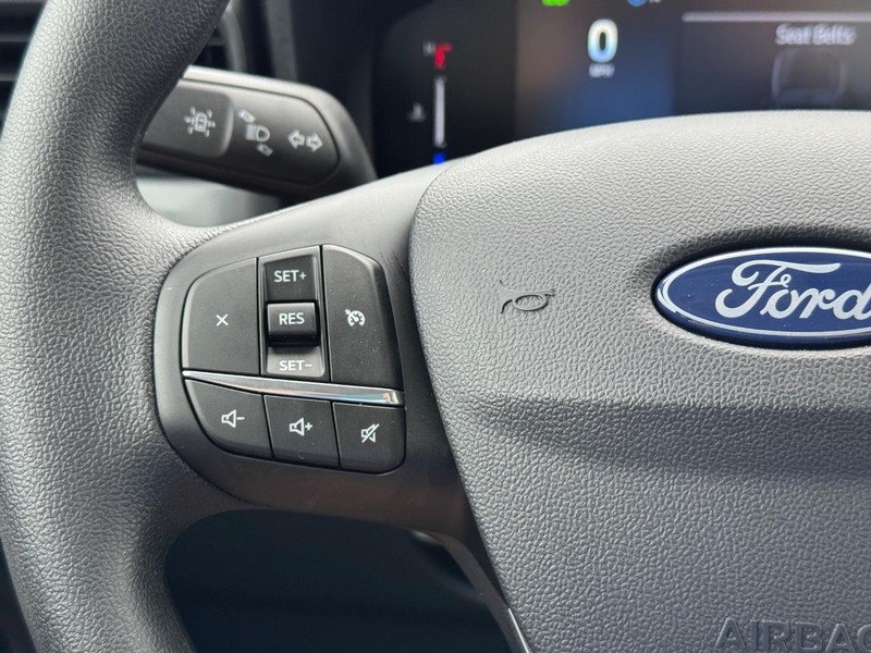 Ford Maverick Vehicle Image 21